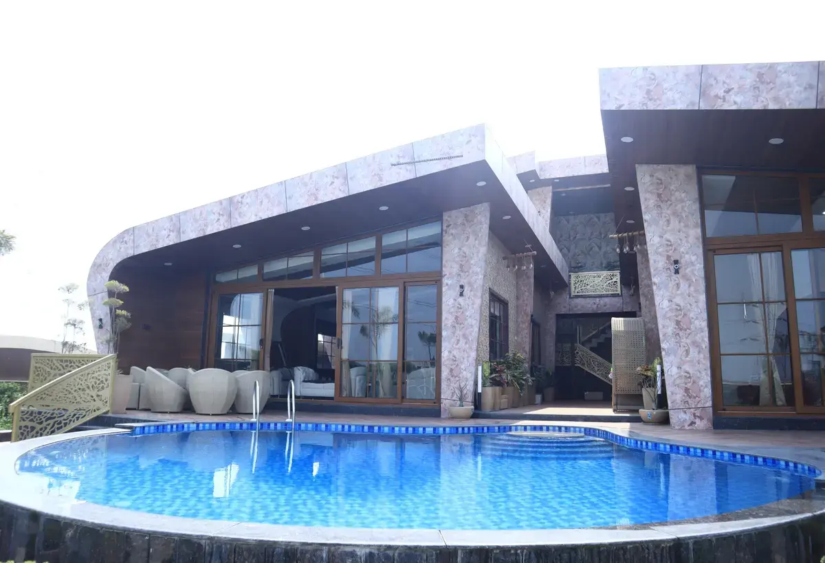 Poolside view at Mehra Resort